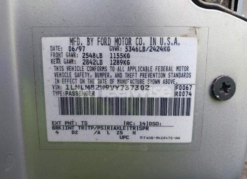 Photo 9 of 1997 Lincoln Town CAR SIGNATURE (VIN 1LNLM82W9VY737302)