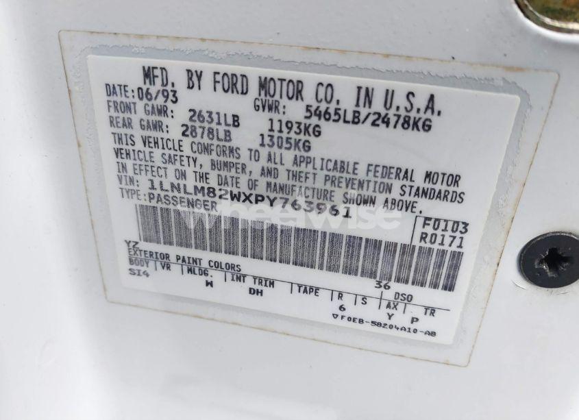 Photo 9 of 1993 Lincoln Town CAR SIGNATURE/JACK NICKLAUS (VIN 1LNLM82WXPY763961)