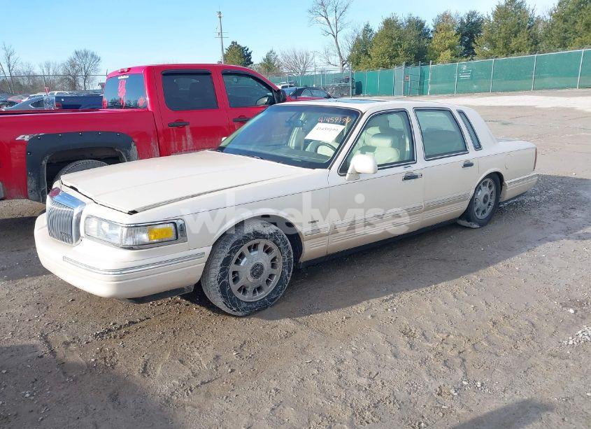 Photo 2 of 1997 Lincoln Town CAR CARTIER (VIN 1LNLM83W3VY638439)