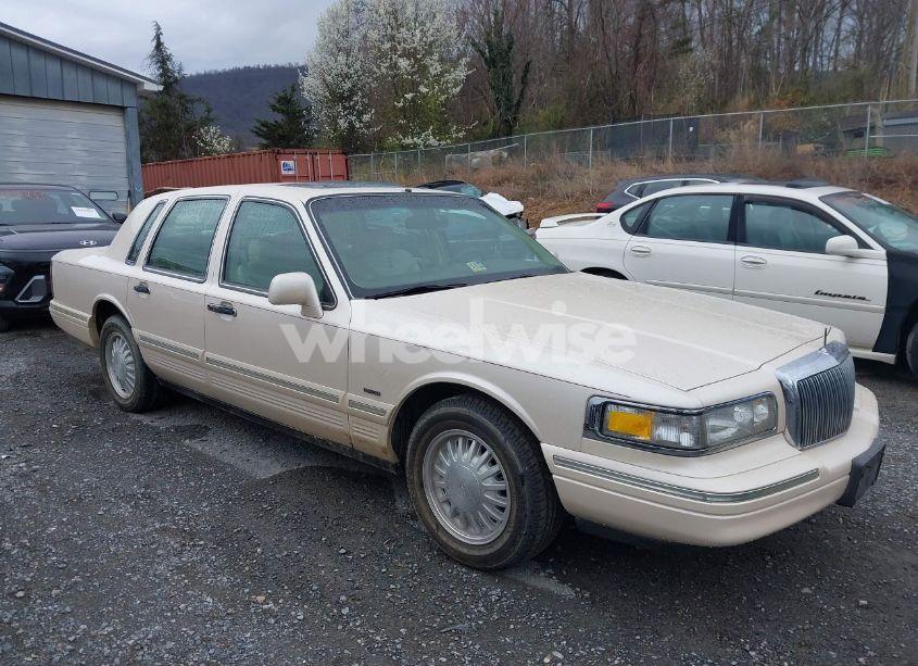 Photo 6 of 1997 Lincoln Town CAR CARTIER (VIN 1LNLM83W3VY708148)