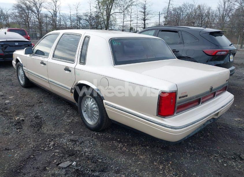 Photo 3 of 1995 Lincoln Town CAR CARTIER (VIN 1LNLM83W4SY680923)