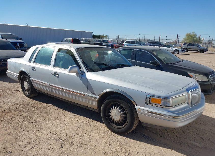 1997 Lincoln Town CAR CARTIER (VIN 1LNLM83W4VY757147) main photo