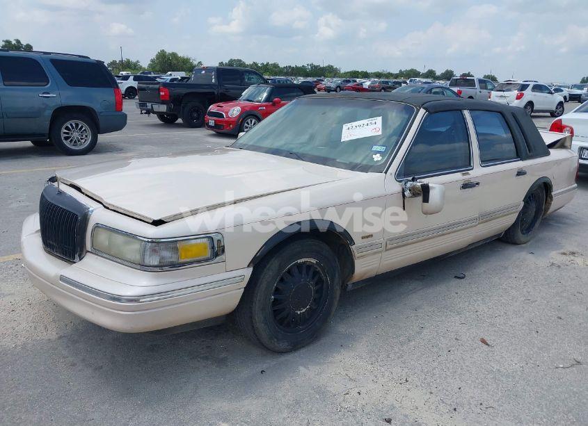 Photo 2 of 1997 Lincoln Town CAR CARTIER (VIN 1LNLM83W8VY627663)