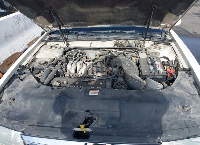 Photo 10 of 1997 Lincoln Continental (VIN 1LNLM97V1VY623137)