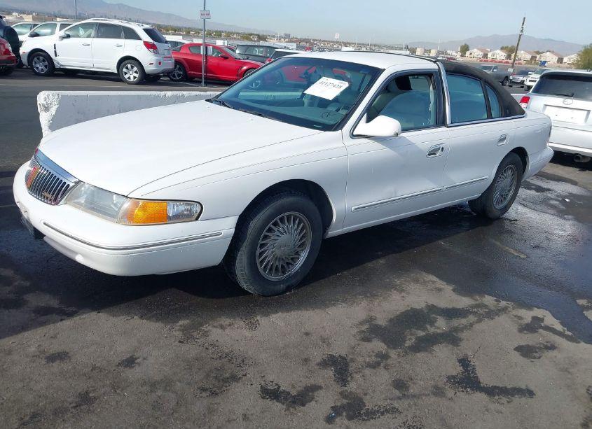 Photo 2 of 1997 Lincoln Continental (VIN 1LNLM97V1VY623137)