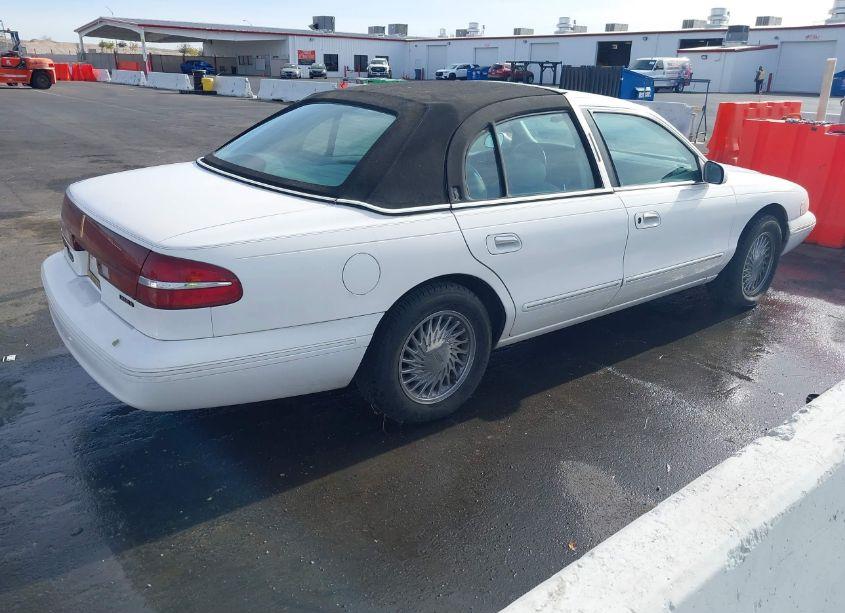 Photo 4 of 1997 Lincoln Continental (VIN 1LNLM97V1VY623137)