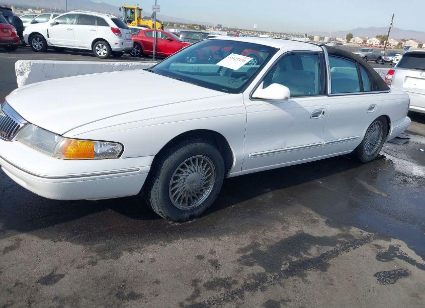 Photo 6 of 1997 Lincoln Continental (VIN 1LNLM97V1VY623137)