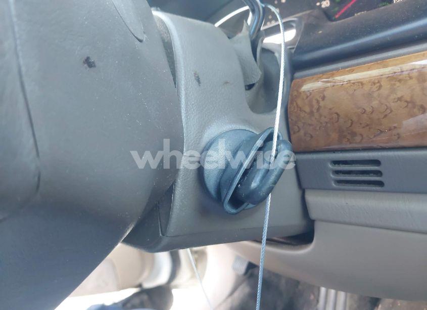 Photo 11 of 1998 Lincoln Continental (VIN 1LNLM97V1WY602564)