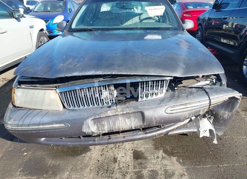 Photo 10 of 1995 Lincoln Continental (VIN 1LNLM97V4SY719064)