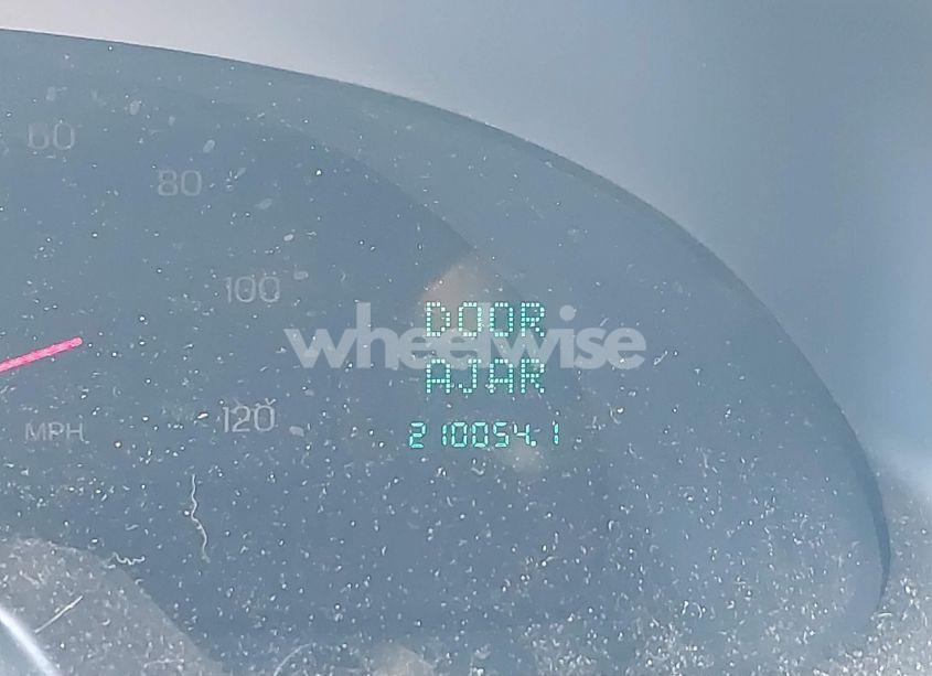 Photo 15 of 1995 Lincoln Continental (VIN 1LNLM97V4SY719064)