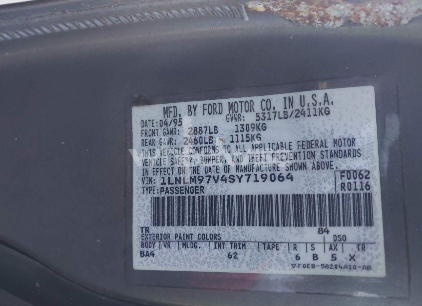 Photo 9 of 1995 Lincoln Continental (VIN 1LNLM97V4SY719064)