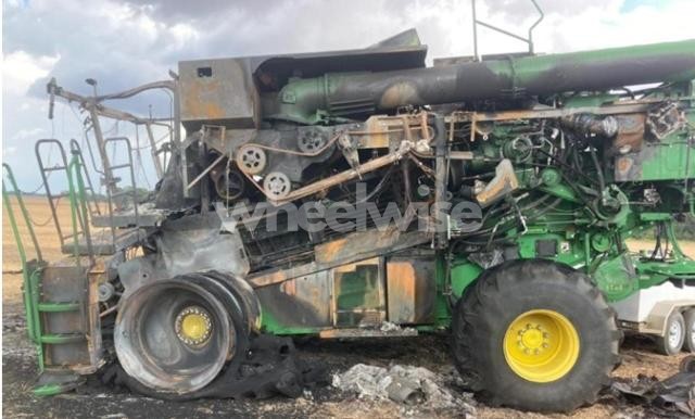 Photo 8 of 2021 JOHN DEERE S780 - COMBINE (VIN 1LV3038ELLL130751)