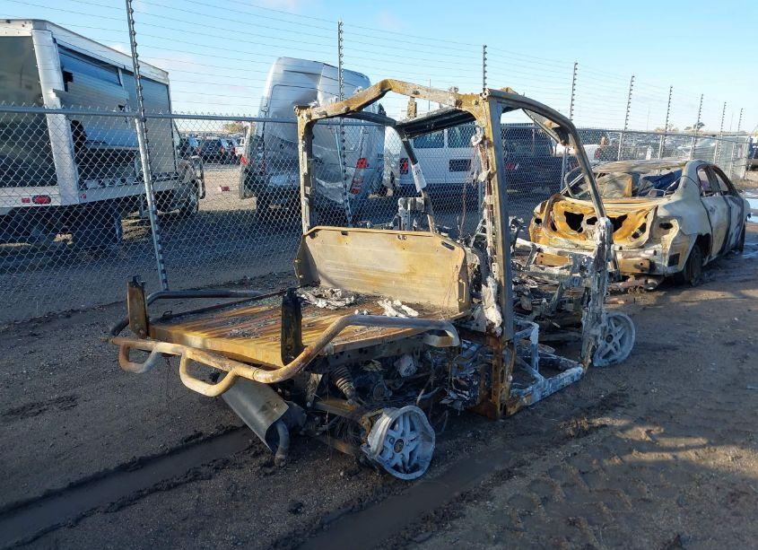 Photo 4 of 2019 John Deere XUV835R PREMIUM CAB (VIN 1M0835RAPKM022367)