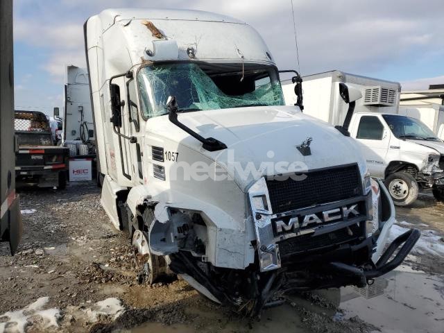Photo 8 of 2024 MACK ANTHEM N/A (VIN 1M1AN3GY7RM043615)