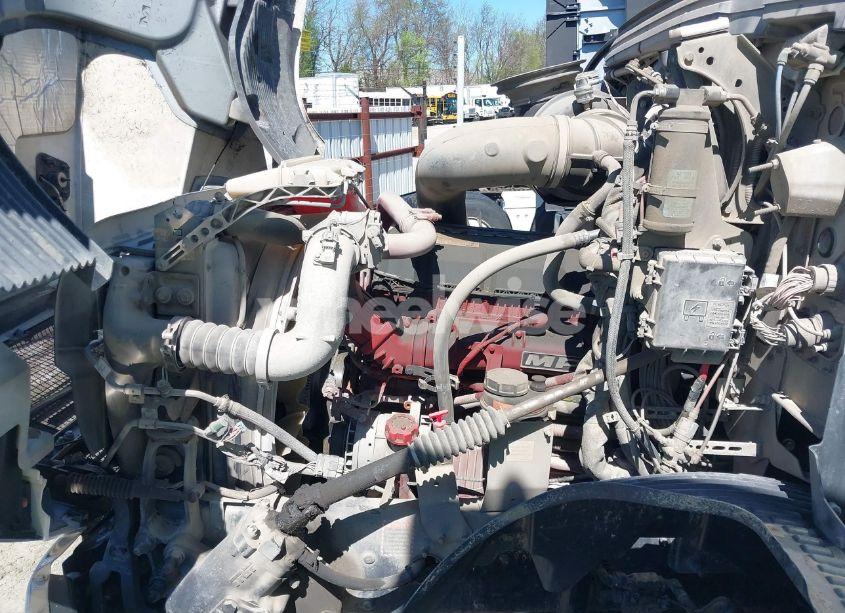 Photo 9 of 2020 Mack Anthem N/A (VIN 1M1AN4AY4LM001487)