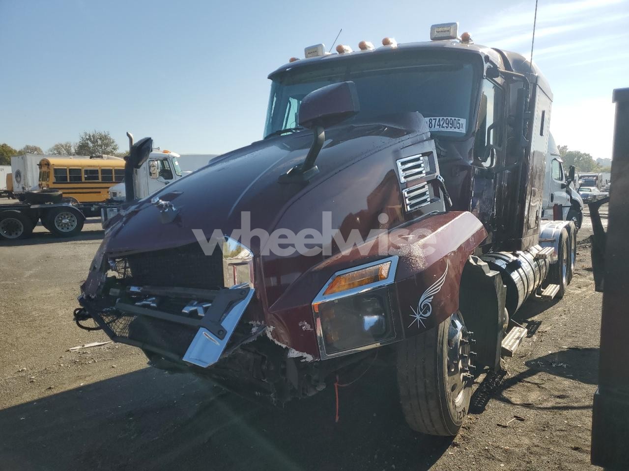 Photo 2 of 2025 MACK ANTHEM SEMI TRUCK (VIN 1M1AN4GY0SM048327)