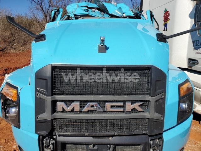 Photo 5 of 2023 MACK ANTHEM SEMI TRUCK (VIN 1M1AN4GYXPM031235)
