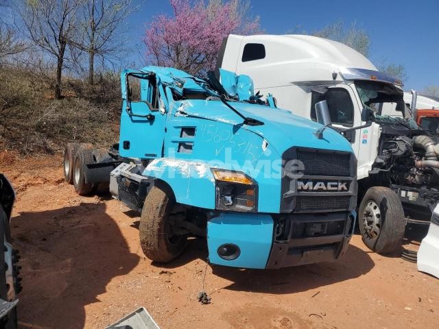 Photo 6 of 2023 MACK ANTHEM SEMI TRUCK (VIN 1M1AN4GYXPM031235)