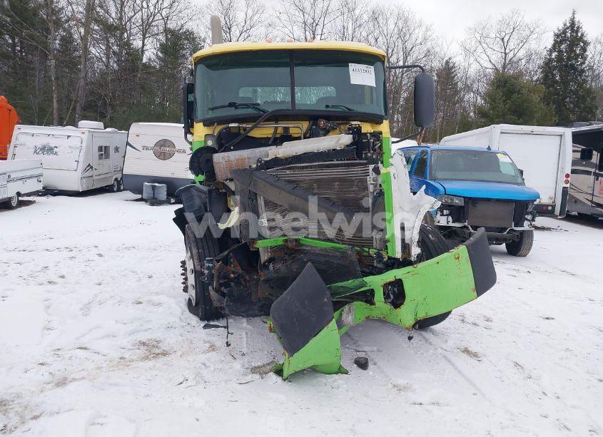 Photo 12 of 2016 Mack 600 CXU600 (VIN 1M1AW01Y8GM007871)