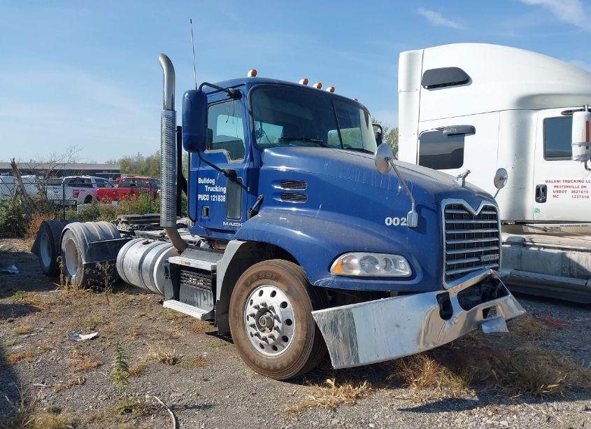 2018 Mack Pinnacle N/A (VIN 1M1AW07Y3JM087529) main photo
