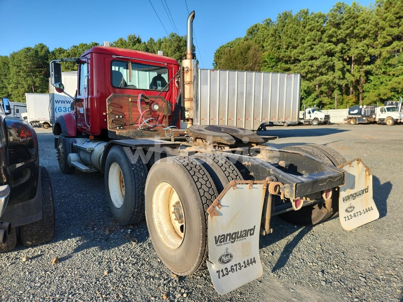Photo 3 of 2009 MACK GU700 SEMI TRUCK (VIN 1M1AX04Y09M003650)