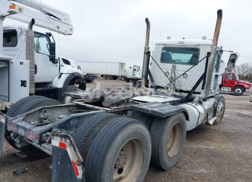 Photo 4 of 2021 Mack Pinnacle N/A (VIN 1M1PN4GY4MM007891)