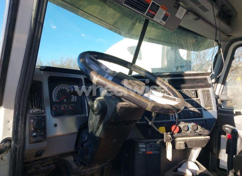 Photo 8 of 2021 Mack Pinnacle N/A (VIN 1M1PN4GY4MM007891)