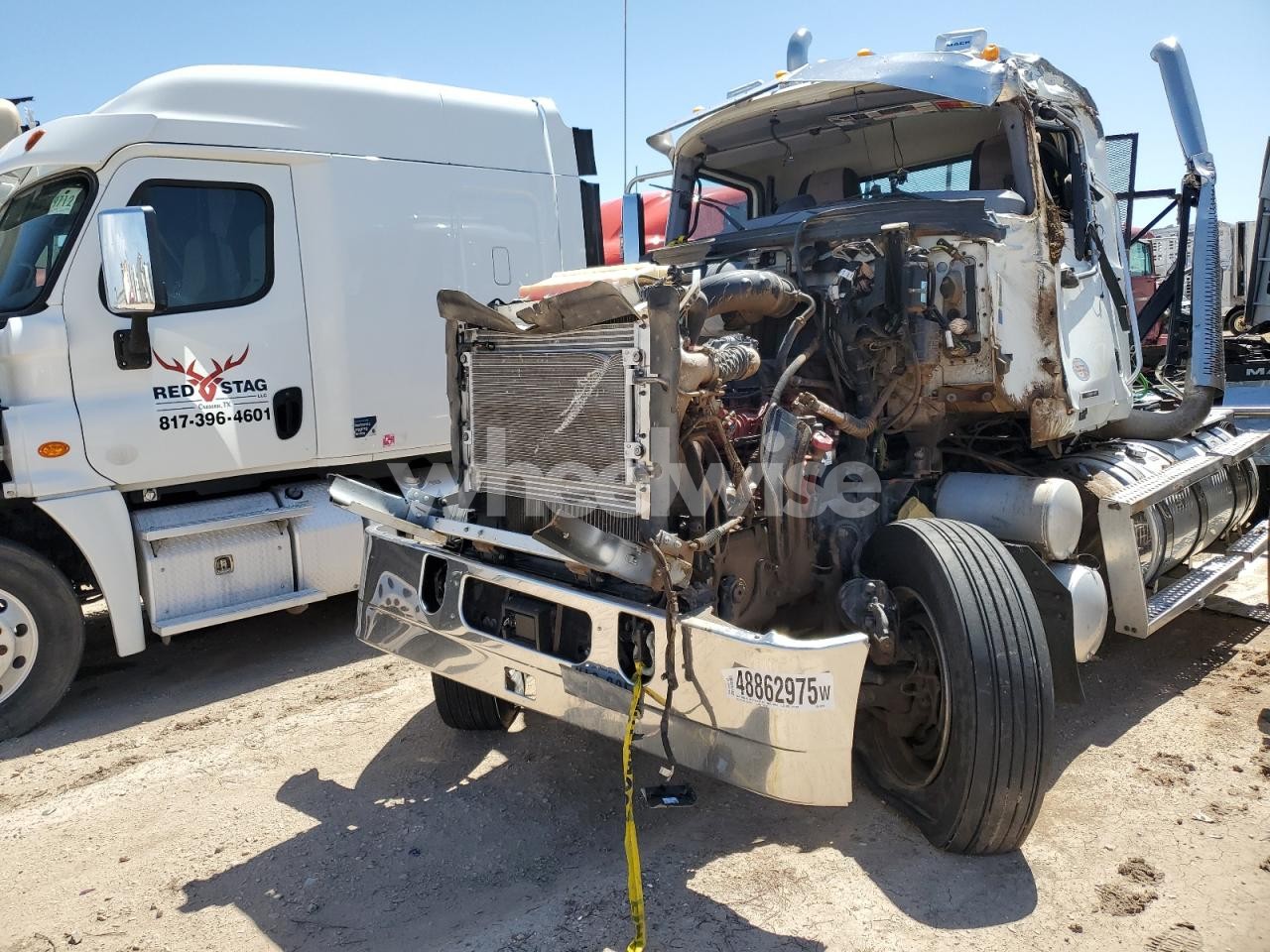 Photo 2 of 2023 MACK PINNACLE SEMI TRUCK N/A (VIN 1M1PN4GYXPM011710)