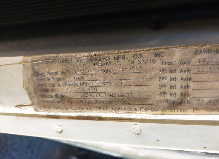 Photo 9 of 2006 Mack Cv713 CV700 (VIN 1M2AG11C16M042477)