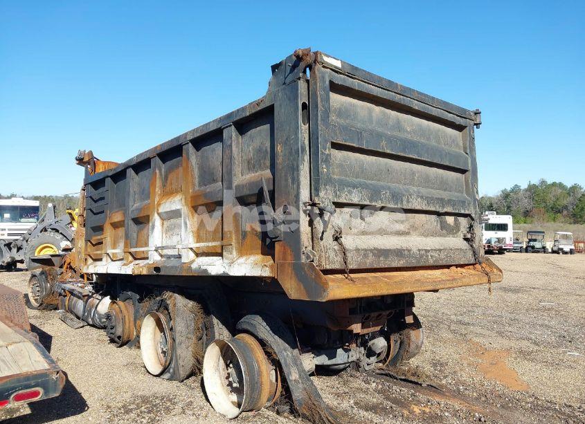 Photo 3 of 2005 Mack Cv713 CV700 (VIN 1M2AG11C75M018313)