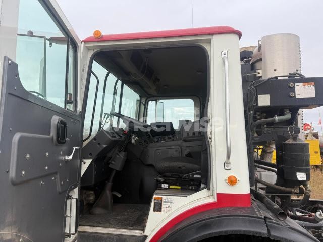 Photo 5 of 2015 MACK 600 MRU600 - TRUCKS SEMI TRUCK (VIN 1M2AV02C3FM011925)