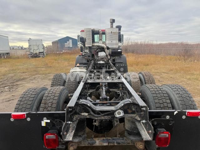 Photo 8 of 2015 MACK 600 MRU600 - TRUCKS SEMI TRUCK (VIN 1M2AV02C3FM011925)