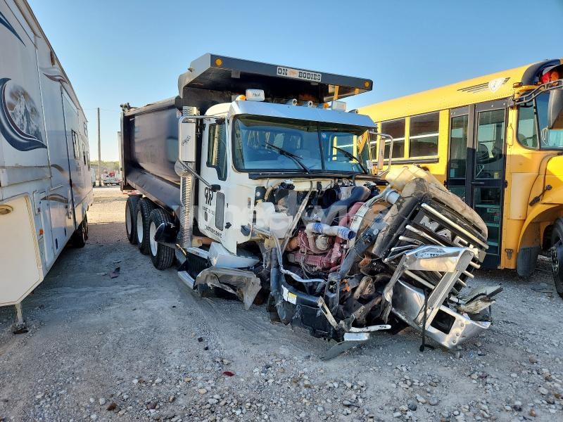 Photo 5 of 2016 MACK GU700 DUMP TRUCK N/A (VIN 1M2AX07C4GM060362)