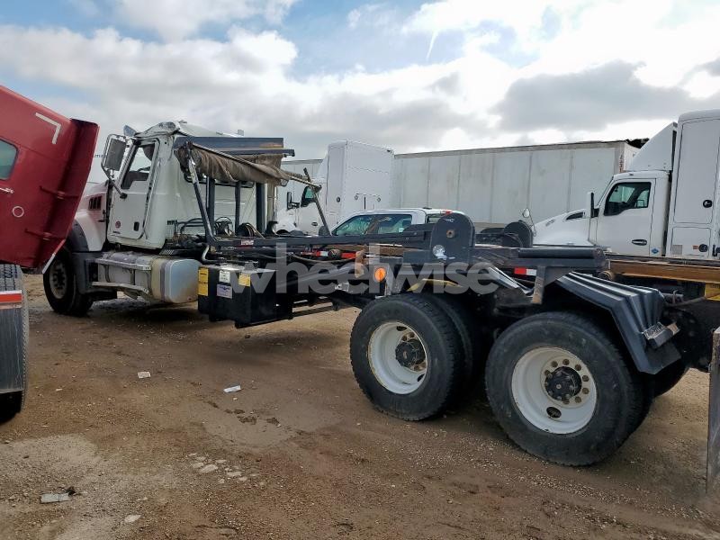 Photo 8 of 2020 MACK GRANITE ROLL-OFF CONTAINER TRUCK N/A (VIN 1M2GR4GC3LM011501)