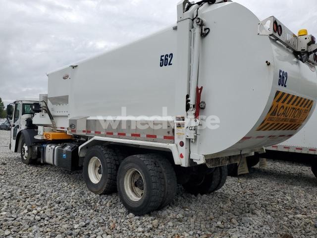 2022 MACK LR N/A (VIN 1M2LR2GC7NM006095) main photo