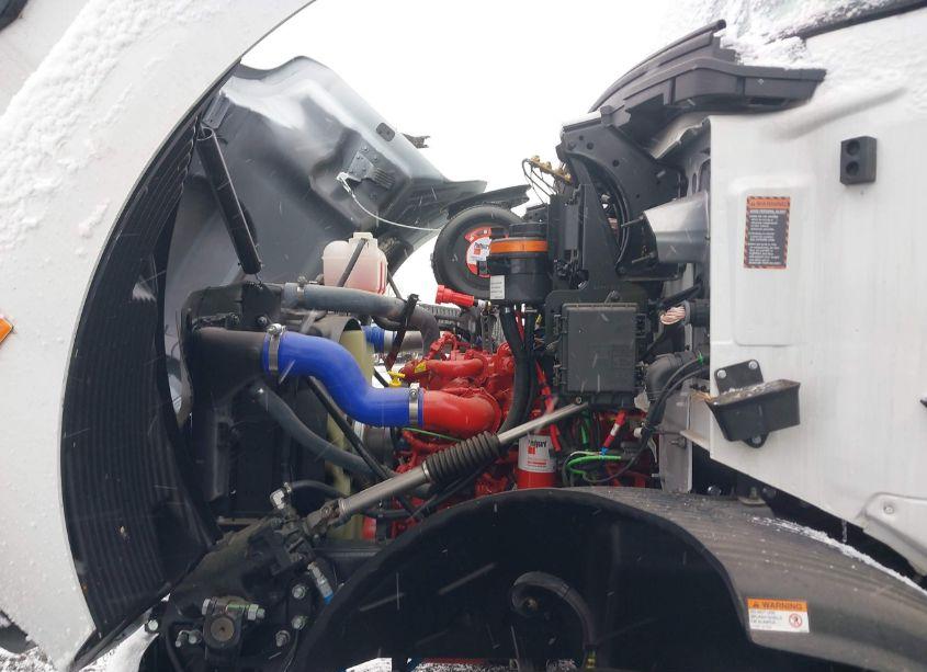 Photo 9 of 2024 Mack Md N/A (VIN 1M2MDBAA2RS012110)