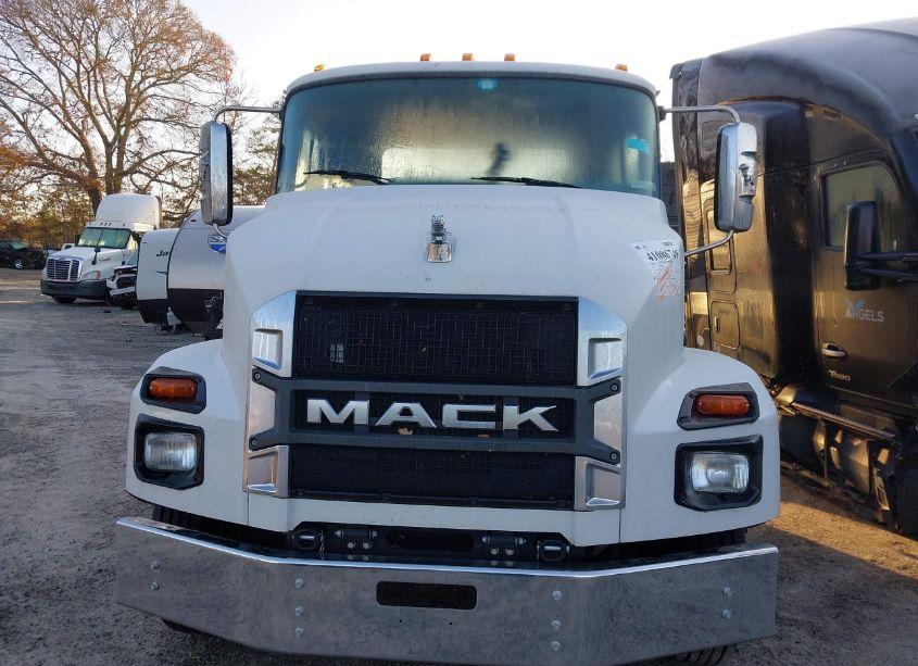 Photo 12 of 2023 Mack Md N/A (VIN 1M2MDBAA4PS009402)