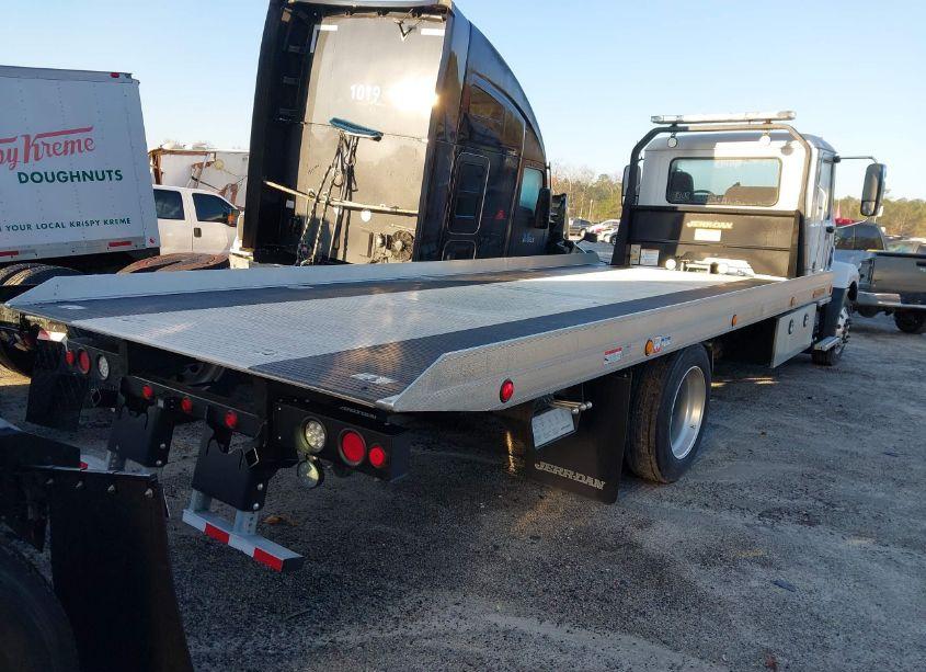 Photo 4 of 2023 Mack Md N/A (VIN 1M2MDBAA4PS009402)