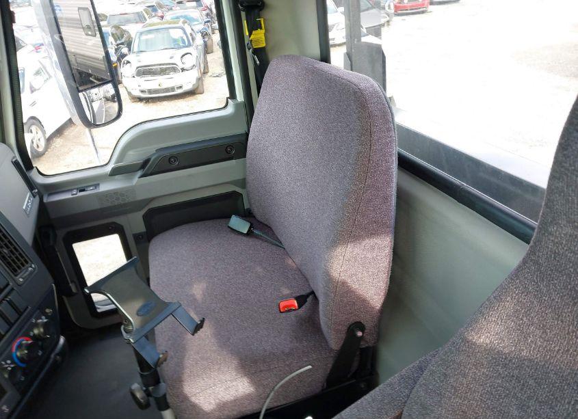 Photo 6 of 2023 Mack Md N/A (VIN 1M2MDBAA4PS009402)