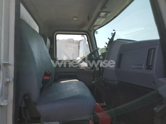 Photo 8 of 2021 MACK MD BOX TRUCK N/A (VIN 1M2MDBAAXMS001283)