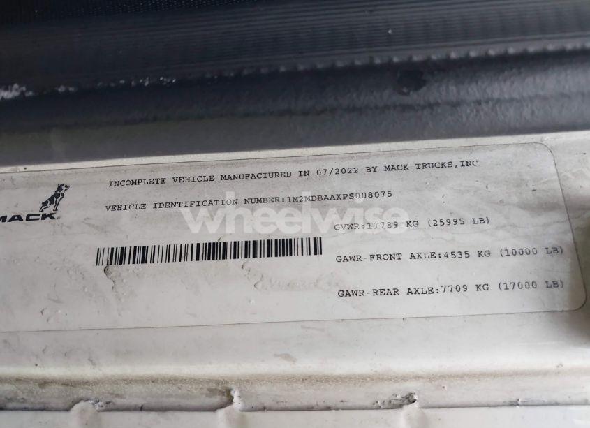 Photo 8 of 2023 Mack Md N/A (VIN 1M2MDBAAXPS008075)