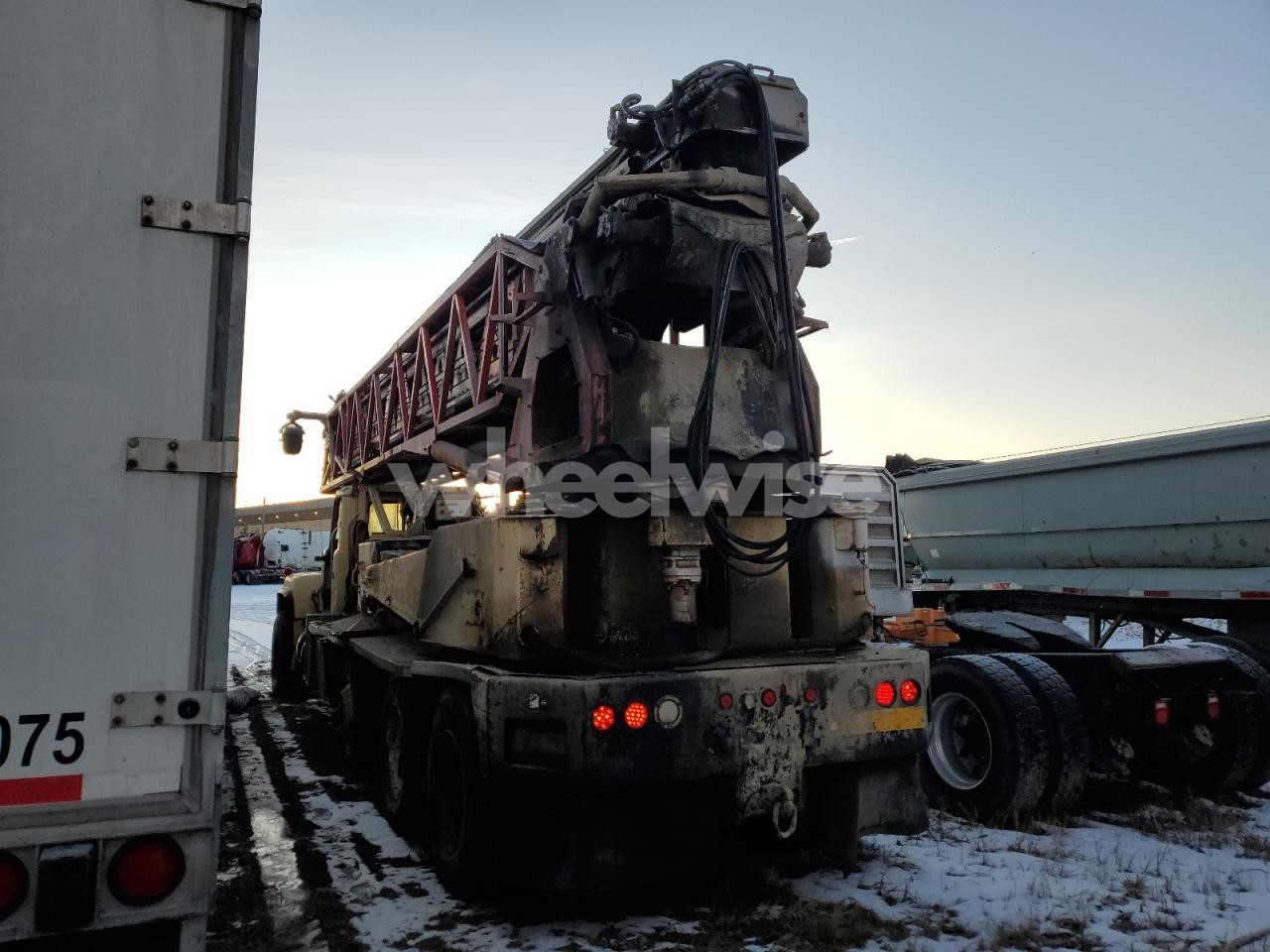 Photo 3 of 1991 MACK 600 RD600 N/A (VIN 1M2P264C1MM009056)