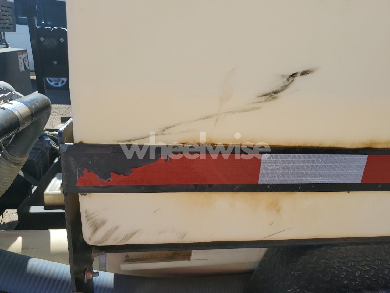 Photo 9 of 2018 MCELRATH 512LEG VACUUM TRAILER N/A (VIN 1M9FE1225KS284648)