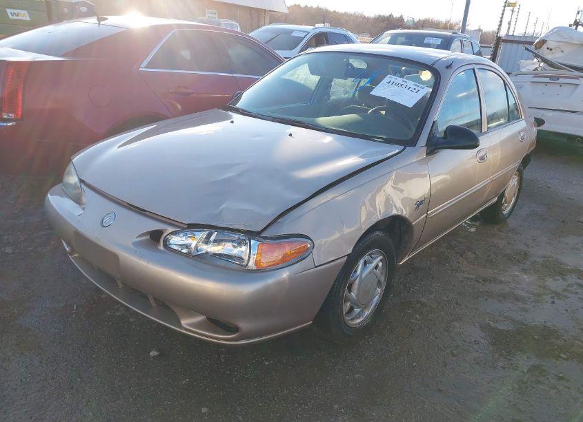 Photo 2 of 1998 Mercury Tracer LS (VIN 1MEFM13P9WW619374)