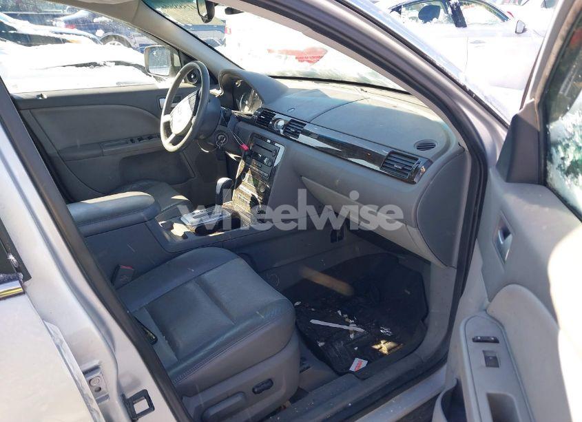 Photo 5 of 2005 Mercury Montego LUXURY (VIN 1MEFM40175G603748)