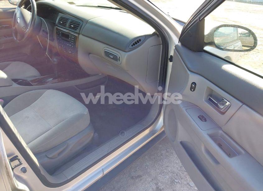 Photo 5 of 2002 Mercury Sable GS (VIN 1MEFM50U12G606835)