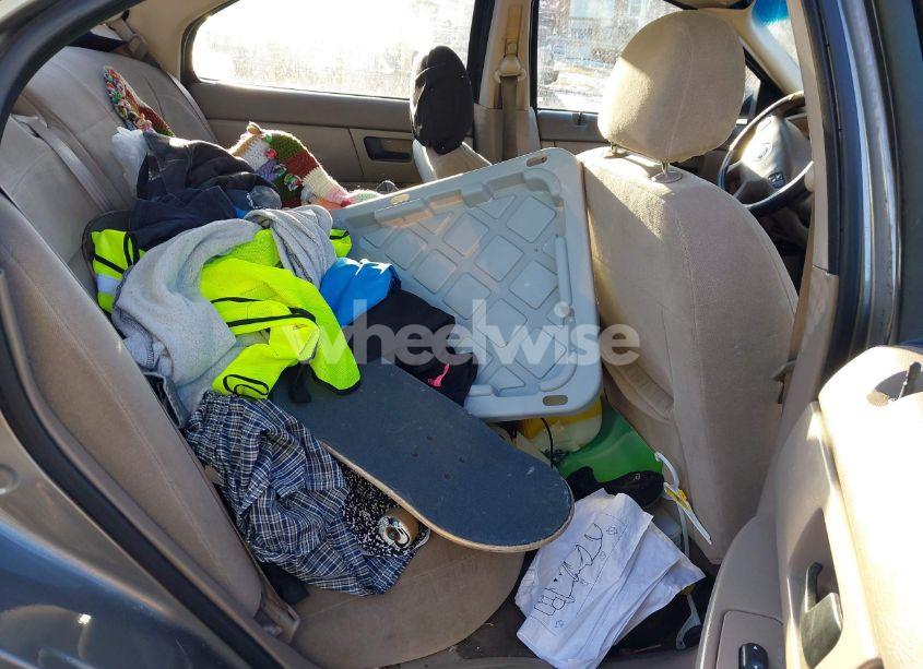 Photo 8 of 2003 Mercury Sable GS (VIN 1MEFM50U33G627414)