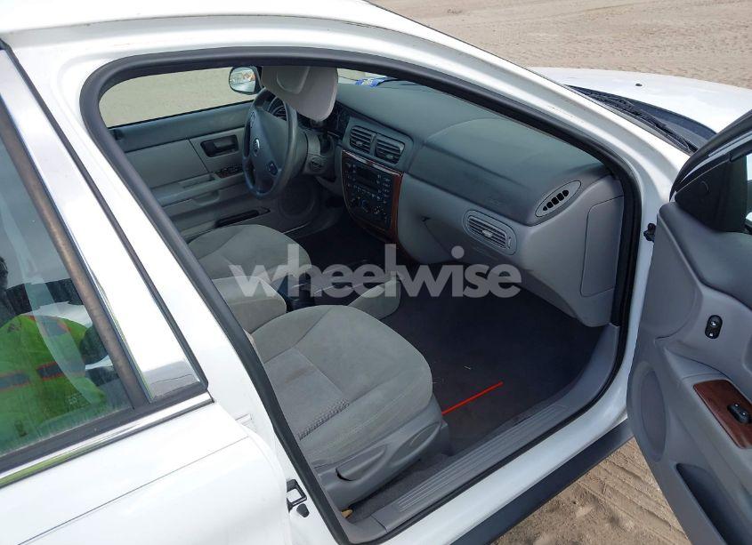 Photo 5 of 2003 Mercury Sable GS (VIN 1MEFM50U73A618282)