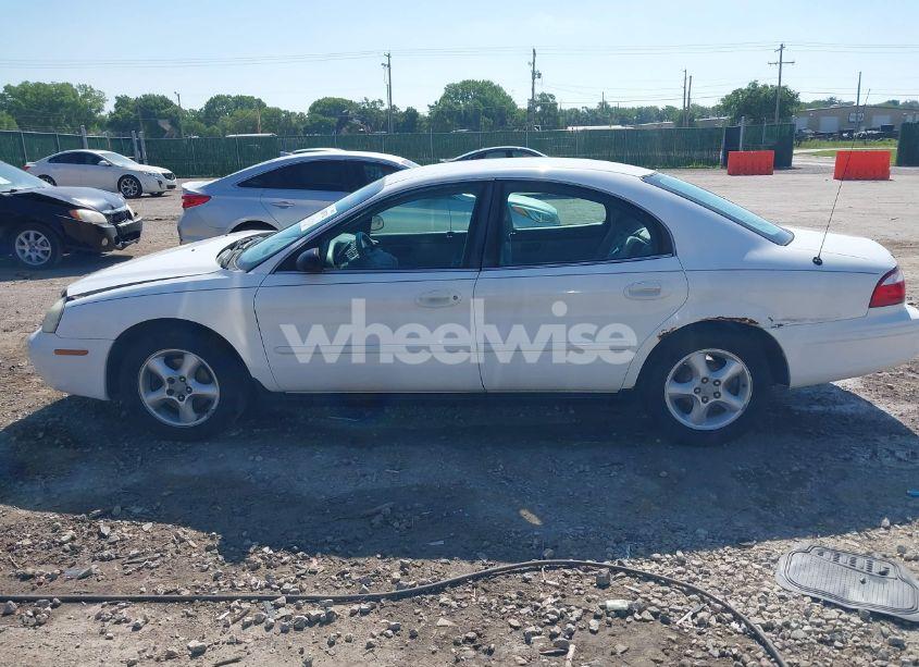 Photo 14 of 2005 Mercury Sable GS (VIN 1MEFM50U85A624529)