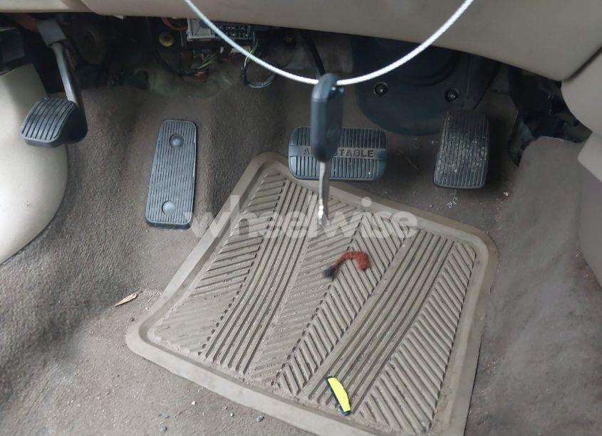 Photo 11 of 2002 Mercury Sable GS (VIN 1MEFM50UX2A632773)